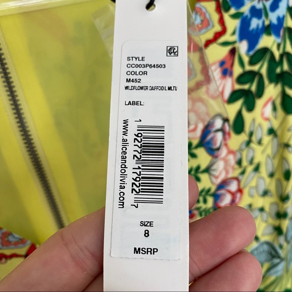 Alice + Olivia Hadley Floral Fit & Flare Dress - Picture 5 of 8